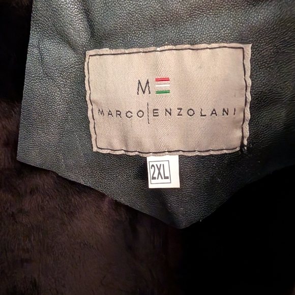 Brown Shearling - Picture 5 of 5